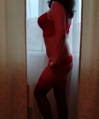 Я могу стать твоей фантазией, решившей оживить скучные будни. У меня есть опыт и умение удовлетворять тебя, подарить тебе нежность и расслабление. Мои услуги включают классический секс, оральный секс и массаж. Есть фото и отзывы, которые подтверждают мою привлекательность и незабываемость. 💋💦✨ Не сомневайся, я сделаю все, чтобы ты почувствовал себя особенным и хотел вернуться ко мне снова и снова. Ну что, приглашаю тебя в мир наслаждения! 🌟💫☁️ 10295, 24 года